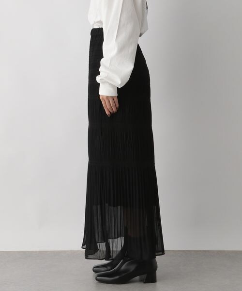 LOWRYS FARM（ローリーズファーム）の「シャーリングＩラインスカート（スカート・レディース・アイボリー08/ブラック09/ブルー82・F）」の11枚目の写真