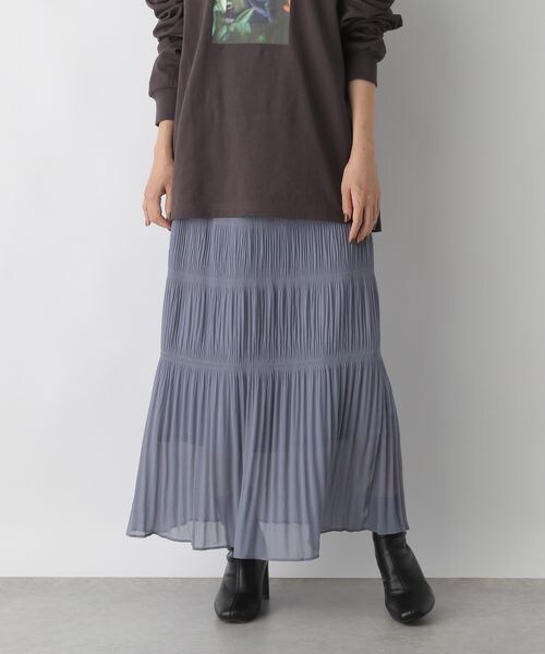 LOWRYS FARM（ローリーズファーム）の「シャーリングＩラインスカート（スカート・レディース・アイボリー08/ブラック09/ブルー82・F）」の10枚目の写真