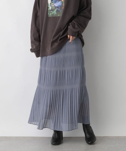 LOWRYS FARM（ローリーズファーム）の「シャーリングＩラインスカート（スカート・レディース・アイボリー08/ブラック09/ブルー82・F）」の3枚目の写真