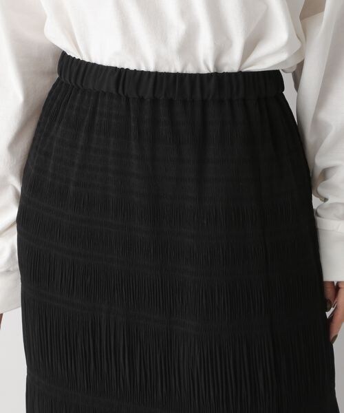 LOWRYS FARM（ローリーズファーム）の「シャーリングＩラインスカート（スカート・レディース・アイボリー08/ブラック09/ブルー82・F）」の13枚目の写真