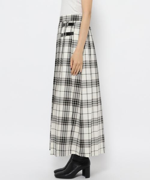 LOWRYS FARM（ローリーズファーム）の「チェックキルトスカート（スカート・レディース・ホワイト01/ブラウン55/ネイビー88・F）」の10枚目の写真