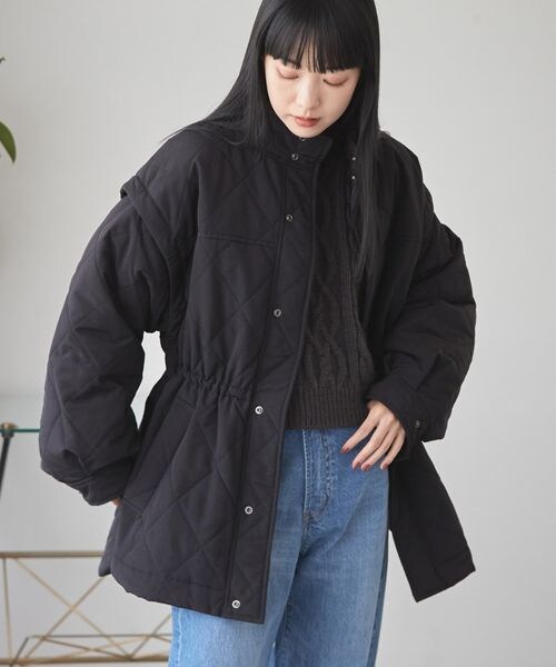 LOWRYS FARM（ローリーズファーム）の「２ＷＡＹキルトブルゾン（ジャケット/アウター・レディース・アイボリー08/ブラック09/ブラウン58・F）」の2枚目の写真