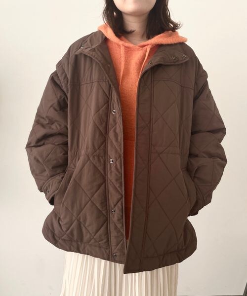 LOWRYS FARM（ローリーズファーム）の「２ＷＡＹキルトブルゾン（ジャケット/アウター・レディース・アイボリー08/ブラック09/ブラウン58・F）」の3枚目の写真