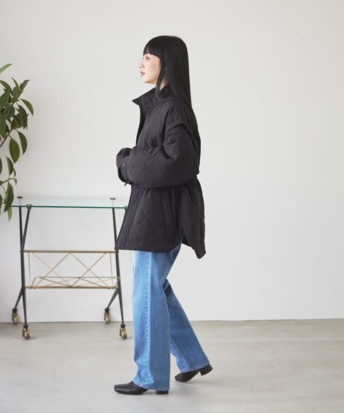 LOWRYS FARM（ローリーズファーム）の「２ＷＡＹキルトブルゾン（ジャケット/アウター・レディース・アイボリー08/ブラック09/ブラウン58・F）」の11枚目の写真