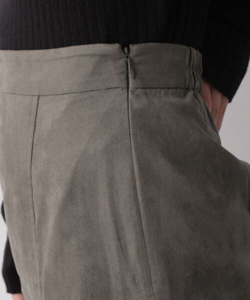 LOWRYS FARM(ローリーズファーム)の「フェイクスエードキリカエフレアスカート(スカート・レディース・アイボリー08/チャコールグレー18・M/L)」の15枚目の写真