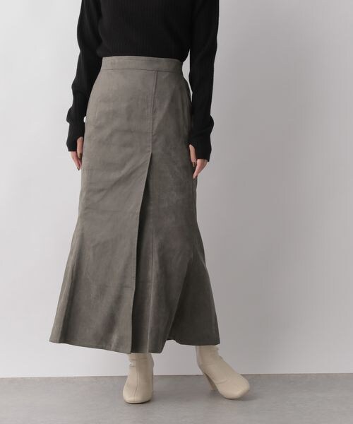 LOWRYS FARM(ローリーズファーム)の「フェイクスエードキリカエフレアスカート(スカート・レディース・アイボリー08/チャコールグレー18・M/L)」の11枚目の写真