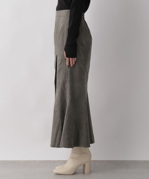 LOWRYS FARM(ローリーズファーム)の「フェイクスエードキリカエフレアスカート(スカート・レディース・アイボリー08/チャコールグレー18・M/L)」の12枚目の写真