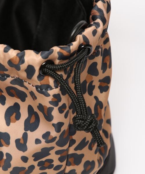 PAGEBOY（ページボーイ）の「キンチャクバック（バッグ・レディース・ヒョウ柄58/カーキ78・FREE）」の22枚目の写真