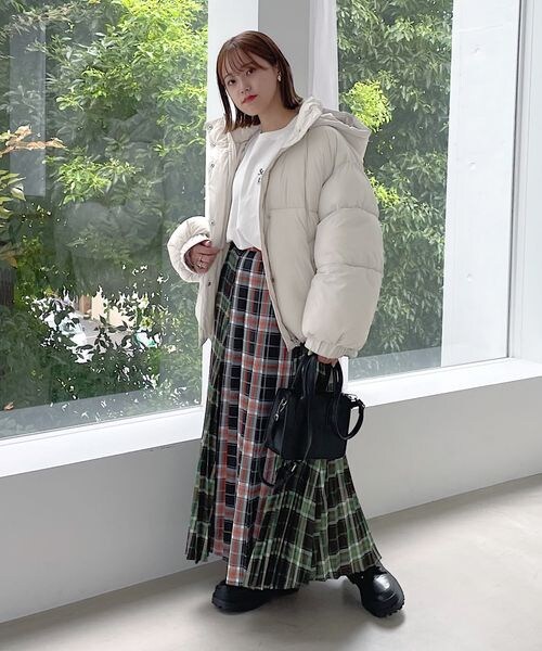 PAGEBOY（ページボーイ）の「エアサーマルブルゾン（ジャケット/アウター・レディース・ブラック09/グレージュ12/ブラウン58・F）」の14枚目の写真