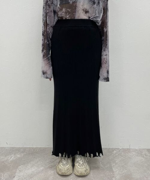 PAGEBOY（ページボーイ）の「ダメージヘムニットスカート（スカート・レディース・オフホワイト05/ブラック09/チェリー35・F）」の19枚目の写真