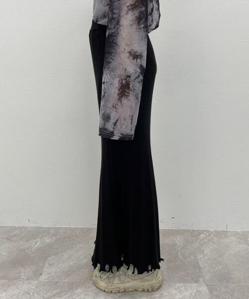 PAGEBOY（ページボーイ）の「ダメージヘムニットスカート（スカート・レディース・オフホワイト05/ブラック09/チェリー35・F）」の20枚目の写真