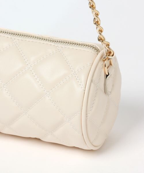 PAGEBOY（ページボーイ）の「キルトサークルミニバッグ（バッグ・レディース・オフホワイト05/ブラック09/ミント73・F）」の7枚目の写真