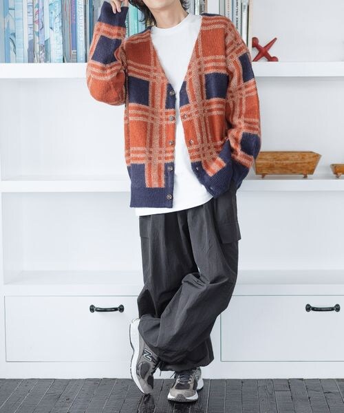 PAGEBOY（ページボーイ）の「アソートシャギーカーデ（トップス・メンズ・ブラウンチェック53/ブラウンアーガイル55/イエローチェック65/グリーンアーガイル75・FREE）」の8枚目の写真