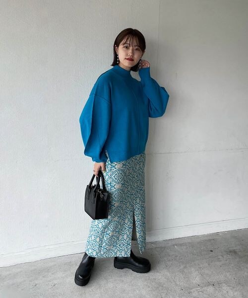 PAGEBOY（ページボーイ）の「ダマスク柄ジャガードナロースカート（スカート・レディース・ブラック09/ブルー85・F）」の11枚目の写真