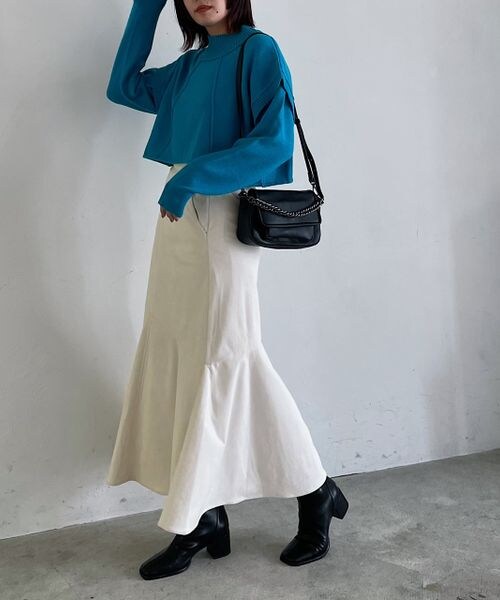 PAGEBOY（ページボーイ）の「コールテンマーメイドスカート（スカート・レディース・アイボリー05/ブラック09/オレンジ45・F）」の5枚目の写真