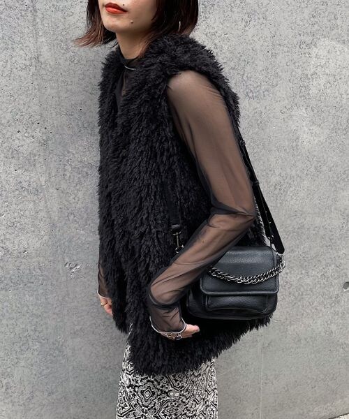 PAGEBOY(ページボーイ)の「カーリーファーベスト(ジャケット/アウター・レディース・オフホワイト05/ブラック09/グレージュ12・F)」の12枚目の写真