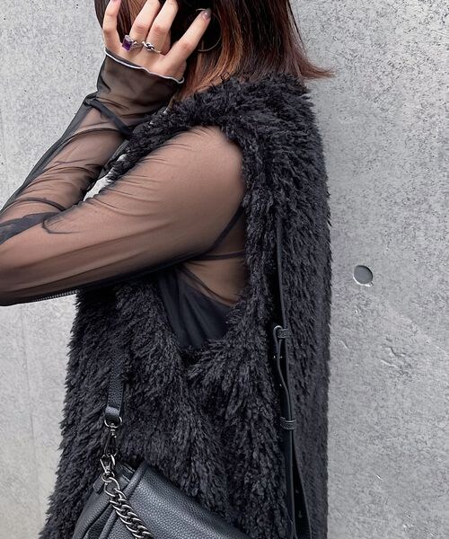 PAGEBOY(ページボーイ)の「カーリーファーベスト(ジャケット/アウター・レディース・オフホワイト05/ブラック09/グレージュ12・F)」の11枚目の写真