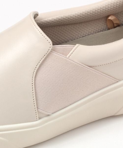 studio CLIP（スタディオクリップ）の「ラクラクスリッポンスニーカー（シューズ・レディース・グレージュ12/ブラック19/ブラウン50/アイボリー52・M/L/LL(WEB限定)）」の22枚目の写真