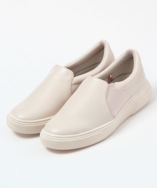 studio CLIP（スタディオクリップ）の「ラクラクスリッポンスニーカー（シューズ・レディース・グレージュ12/ブラック19/ブラウン50/アイボリー52・M/L/LL(WEB限定)）」の6枚目の写真