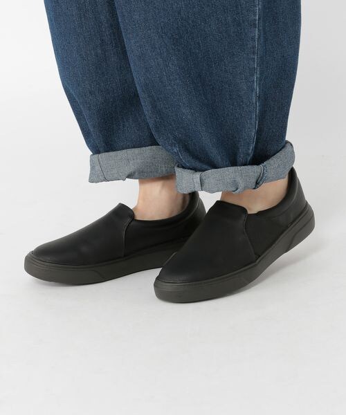 studio CLIP（スタディオクリップ）の「ラクラクスリッポンスニーカー（シューズ・レディース・グレージュ12/ブラック19/ブラウン50/アイボリー52・M/L/LL(WEB限定)）」の2枚目の写真