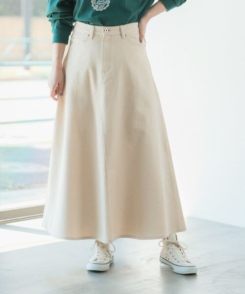 studio CLIP（スタディオクリップ）の「リメイク風フレアデニムスカート（スカート・レディース・ブラックデニム19/フラックス52/インディゴ87・M/L）」の2枚目の写真