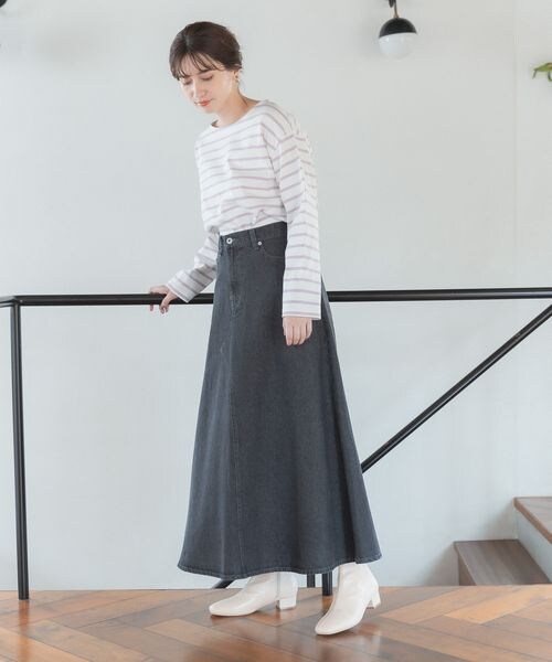 studio CLIP（スタディオクリップ）の「リメイク風フレアデニムスカート（スカート・レディース・ブラックデニム19/フラックス52/インディゴ87・M/L）」の5枚目の写真