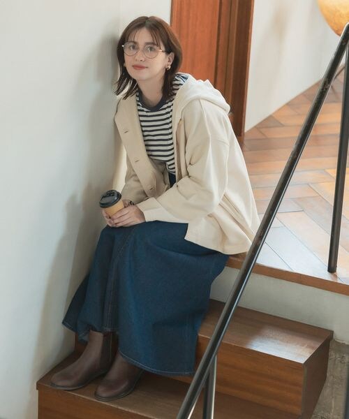 studio CLIP（スタディオクリップ）の「リメイク風フレアデニムスカート（スカート・レディース・ブラックデニム19/フラックス52/インディゴ87・M/L）」の16枚目の写真