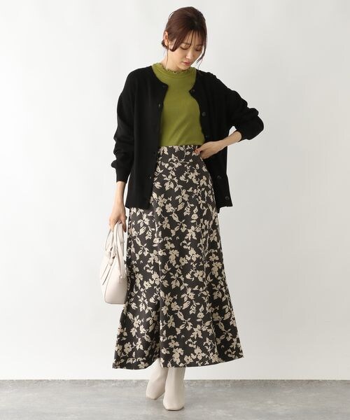 GLOBAL WORK（グローバルワーク）の「ジャガードマーメイドスカート（スカート・レディース・ブラック/花柄09/ブラウン/幾何柄58・FREE）」の5枚目の写真