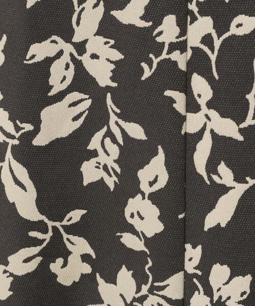 GLOBAL WORK（グローバルワーク）の「ジャガードマーメイドスカート（スカート・レディース・ブラック/花柄09/ブラウン/幾何柄58・FREE）」の21枚目の写真