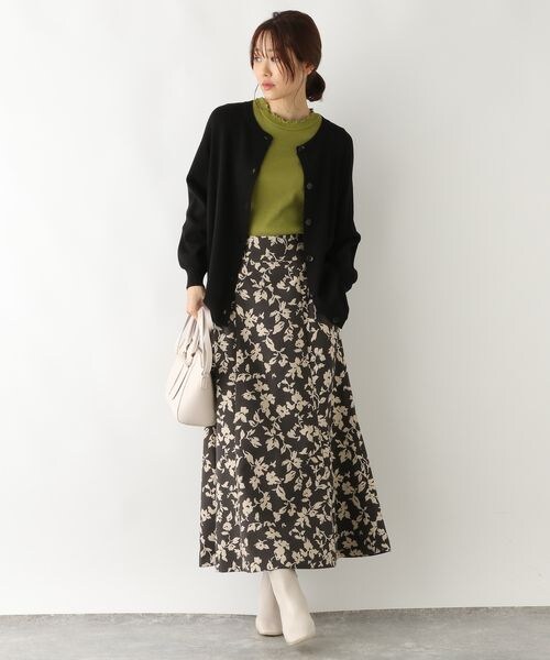 GLOBAL WORK（グローバルワーク）の「ジャガードマーメイドスカート（スカート・レディース・ブラック/花柄09/ブラウン/幾何柄58・FREE）」の3枚目の写真