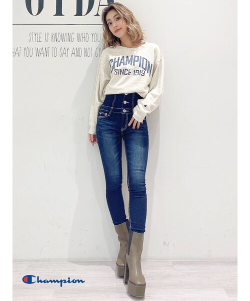 GYDA（ジェイダ）の「ハイウエストボタン スキニーデニムパンツ（デニムパンツ・インディゴ・S）」の15枚目の写真