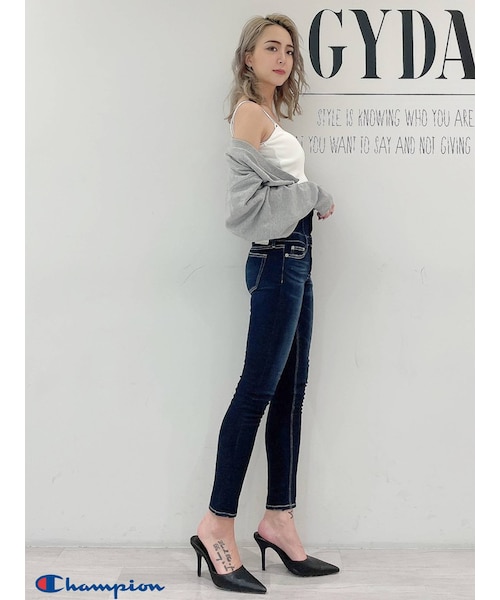 GYDA（ジェイダ）の「ハイウエストボタン スキニーデニムパンツ（デニムパンツ・インディゴ・S）」の6枚目の写真