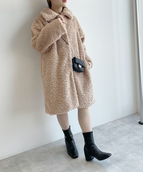 w closet（ダブルクローゼット）の「フェイクファーコート（）」 - WEAR