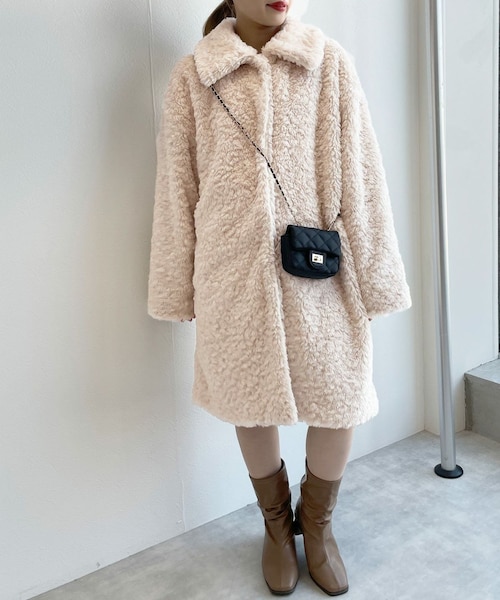 w closet（ダブルクローゼット）の「フェイクファーコート（）」 - WEAR
