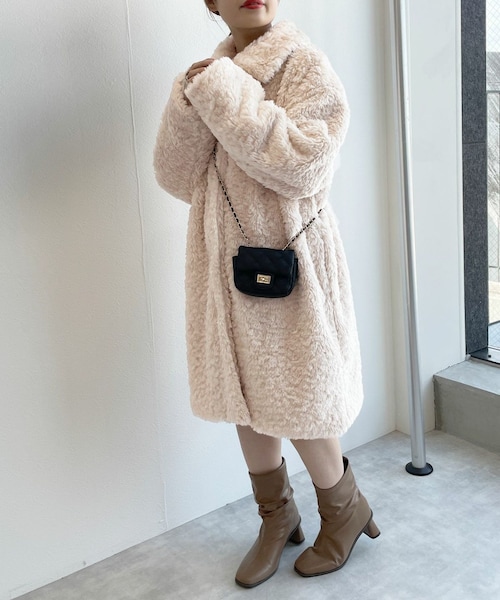 w closet（ダブルクローゼット）の「フェイクファーコート（）」 - WEAR