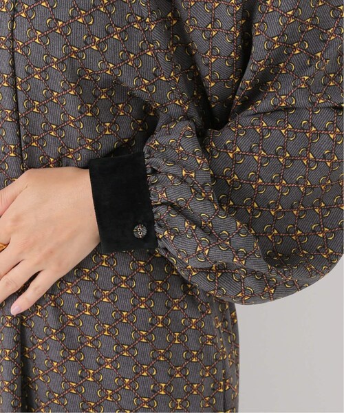 IENA(イエナ)の「IENA LA BOUCLE ビットプリント ワンピース(その他・グレーA/フリー)」の9枚目の写真