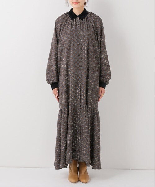 IENA(イエナ)の「IENA LA BOUCLE ビットプリント ワンピース(その他・グレーA/フリー)」の16枚目の写真