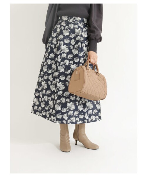 Te chichi（テチチ）の「フラワージャカードリバーシブルスカート（スカート・ブラック/ネイビー・S/M）」の16枚目の写真