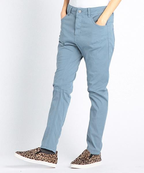 DOUBLE NAME（ダブルネーム）の「スリムサルエルカラーパンツ（パンツ・レディース・ブラック/サックス/ライトグレー/ラベンダー・S/M/L）」の3枚目の写真