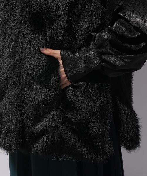 HARE（ハレ）の「リバーシブルフェイクスエード＊ファーベスト