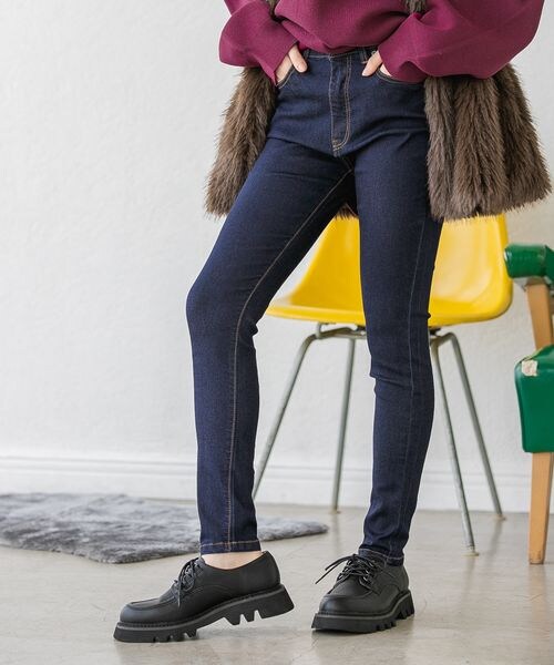 JEANASIS（ジーナシス）の「STLEGDENIM（パンツ・レディース・ブラック系その他(09)/ライトブルー(82)/ブルー(85)/ワンウォッシュ(88)・S/M/L）」の4枚目の写真