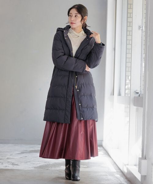 LEPSIM（レプシィム）の「14ゲージシアーハイネックニットプルオーバー（トップス・レディース・アイボリー08/ブラック09/ブルー85・M/L）」の13枚目の写真