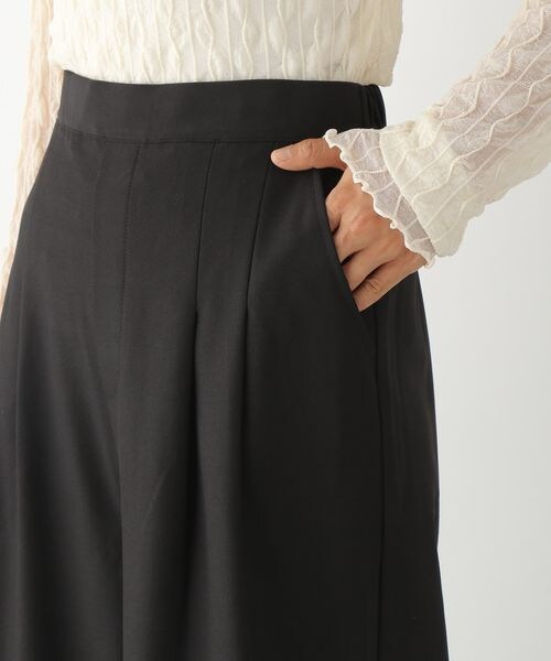 LEPSIM（レプシィム）の「タックワイドパンツ（パンツ・レディース・ブラック09/グレー15/ブラウン55/ブルー83・FREE SIZE）」の14枚目の写真
