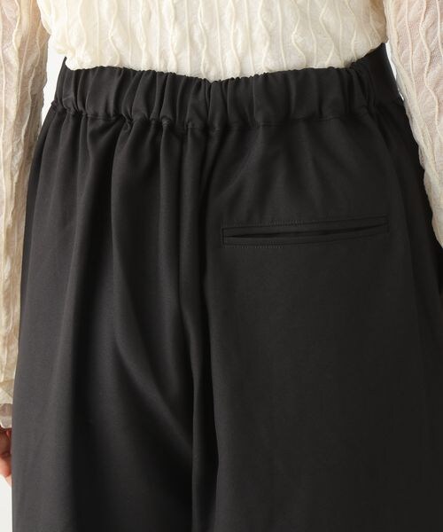 LEPSIM（レプシィム）の「タックワイドパンツ（パンツ・レディース・ブラック09/グレー15/ブラウン55/ブルー83・FREE SIZE）」の17枚目の写真