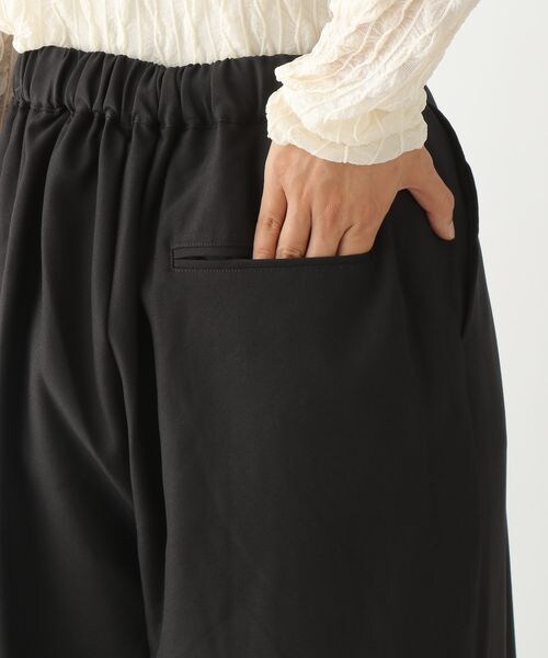 LEPSIM（レプシィム）の「タックワイドパンツ（パンツ・レディース・ブラック09/グレー15/ブラウン55/ブルー83・FREE SIZE）」の16枚目の写真