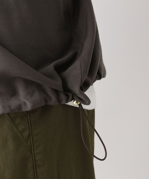 LEPSIM(レプシィム)の「アノラックジッププルオーバー(トップス・レディース・グレージュ13/チャコール19・FREE SIZE)」の14枚目の写真