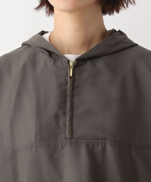 LEPSIM(レプシィム)の「アノラックジッププルオーバー(トップス・レディース・グレージュ13/チャコール19・FREE SIZE)」の9枚目の写真