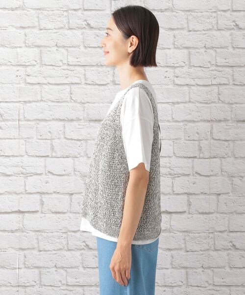 LEPSIM（レプシィム）の「5ゲージニットタンク（トップス・レディース・オフ×ブラック13/モカ×ベージュ52・FREE SIZE）」の6枚目の写真