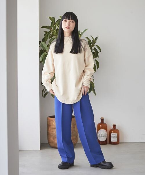 LOWRYS FARM（ローリーズファーム）の「サイドボタンワイドパンツ（パンツ・レディース・アイボリー08/ブラック09/ブルー85・S/F）」の7枚目の写真