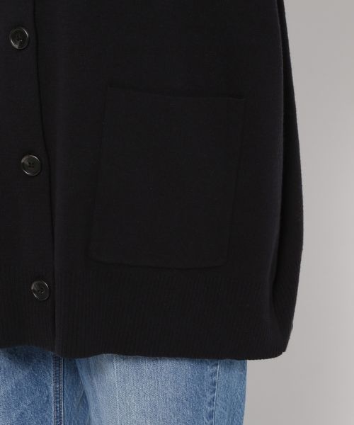 LOWRYS FARM(ローリーズファーム)の「ポケ付きBIGクルーカーディガン(トップス・レディース・アイボリー08/ブラック09/レッド35/パープル95・フリーサイズ)」の22枚目の写真